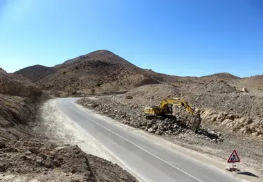 با مشارکت دو خیر محلی گردنه مزکویه بهسازی می‌شود 