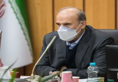 ساماندهی دستفروشان و وانت بارهای میوه فروش در دست اقدام است 