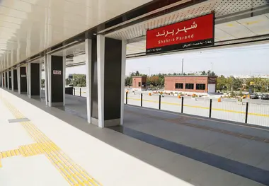 ایستگاه بازارک مترو پرند برای مردم رباط کریم احداث می شود