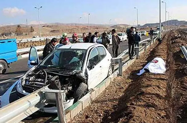 یک کشته در سانحه رانندگی در محور دلیجان - اصفهان