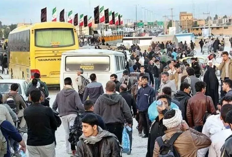 خودرو کاهی برای بازگشت زائران در مهران وجود ندارد