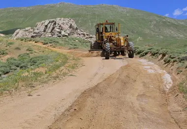برنامه وزارت راه و شهرسازی برای راه ارتباطی ۷۲۲۲ روستای بدون جاده مناسب چیست؟