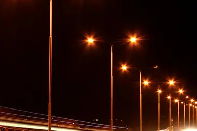 آغاز عملیات اجرایی روشنایی در کیلومتر ۲۲ تا ۲۴ محور قدیم ساوه تهران 