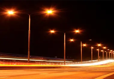 نگهداری ۱۵۴ کیلومتر روشنایی در جاده های بوشهر 
