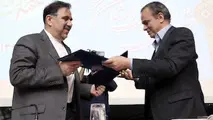 امضای موافقت‌نامه تقویت حمل‌و‌نقل ریلی و جاده‌ای بین وزارت راه و شهرسازی و استانداری کرمان 