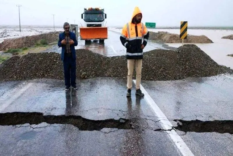 11 جاده روستایی خراسان رضوی بر اثر سیلاب مسدود شد 