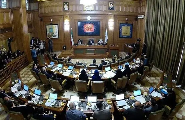 مخالفان و موافقان افزایش سقف بودجه شهرداری تهران چه گفتند؟