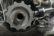 علائم خرابی سنسور دور موتور؛ دلایل، روش عیب یابی و نحوه تعویض