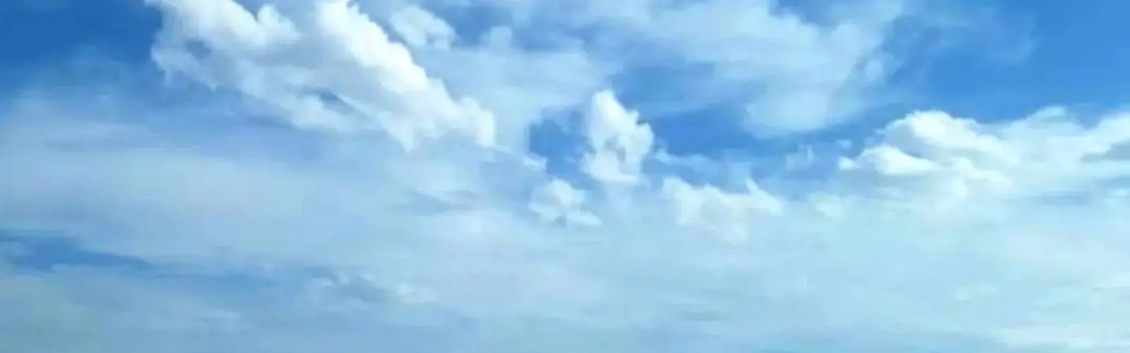 زیبایی آزادراه شیراز اصفهان در تابستان ۱۴۰۴؛ مناظری که شوق سفر را زنده می‌ کند (فیلم)