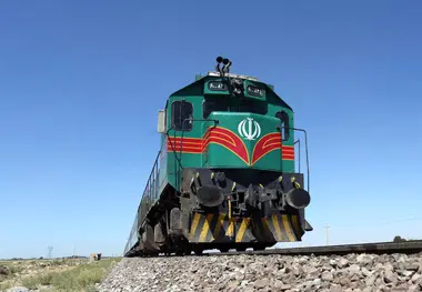 جابه جایی ۵۰ هزار مسافر با قطارهای راه آهن شمال در جنگ تحمیلی ۱۲ روزه 