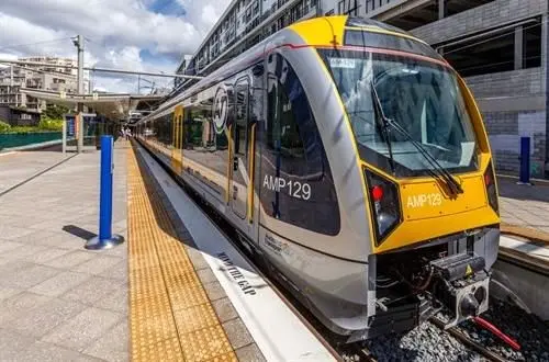  Auckland mulls battery-electric train order 