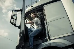 فیلم| مهم‌ ترین عامل خشم رانندگان در جاده چیه؟