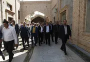 بازدید وزیر راه و شهرسازی از محلات بافت فرسوده جیرفت 