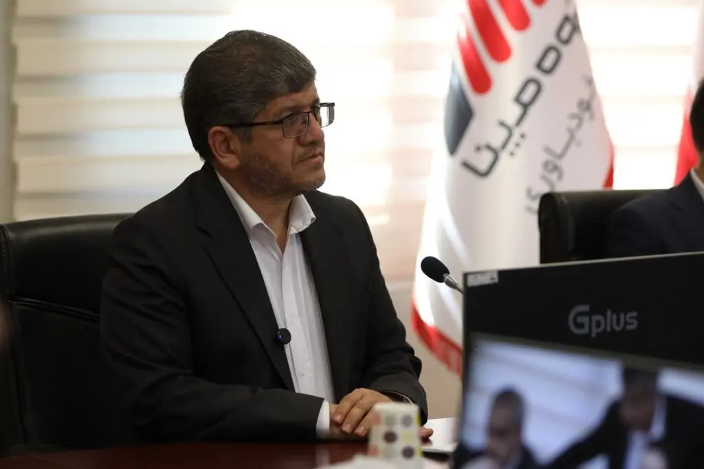 بازدید مدیرعامل راه‌آهن از کارخانه شرکت مهندسی و ساخت لکوموتیو مپنا (16)