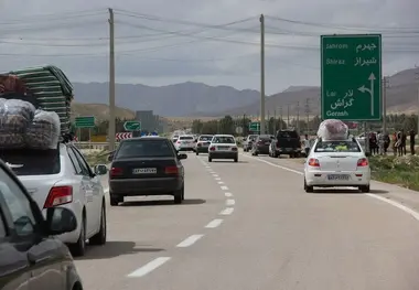 ۵۵ کیلومتر از جاده لار-جهرم توسط وزارت راه دوبانده می شود
