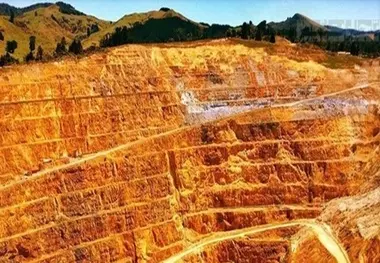 استحصال 1000 تن طلا در سال از بزرگترین معدن طلای خاورمیانه