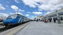 غیرت و تلاش شبانه‌ روزی مشخصه بارز کارکنان راه‌آهن/ بازدید مدیرعامل از راه‌ آهن شمالغرب در زنجان