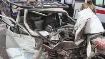 گزارش تصویری/  تصادف وانت‌پیکان با کامیونت یخچال‌دار در عوارضی تهران-ساوه