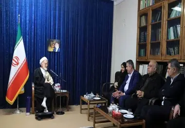 تأکید بر نقش راهبردی وزارت راه و شهرسازی در تکمیل کریدورهای ملی و منطقه‌ ای 