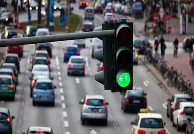 کارآمدترین استراتژی‌ ها برای کاهش ترافیک شهرهای هوشمند
