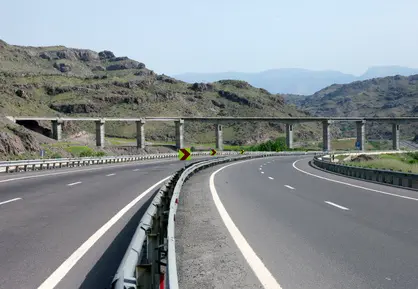  خط‌آهن قزوین - رشت 