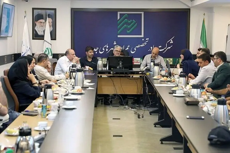 توسعه سکونتگاه های ساحلی جنوب کشور با رویکرد اقتصاد دریامحور
