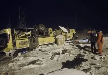 ۱۹ کشته و زخمی به دلیل سقوط اتوبوس به دره 