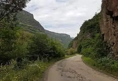 وضعیت نامناسب جاده ایروان؛ کرایه ها به صرفه نیست!