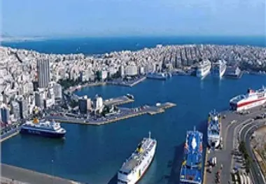 کاسکو سهام بندر پیرائوس را خرید / اعتصاب در بندر یونان