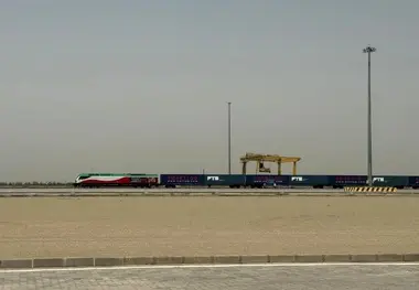 جابه جایی ۱۴۴۶ واگن در مرکز لجستیک آپرین طی 24 ساعت+فیلم