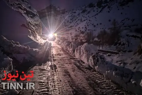 تصاویری زیبا از بارش برف در سیستان و بلوچستان و انجام راهداری زمستانی در این استان