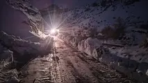 تصاویری زیبا از بارش برف در سیستان و بلوچستان و انجام راهداری زمستانی در این استان