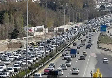 تردد درمحورهای برون شهری حدود 2 درصد افزایش یافت