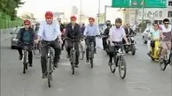  دوچرخه‌سواری وزیر و شهردار