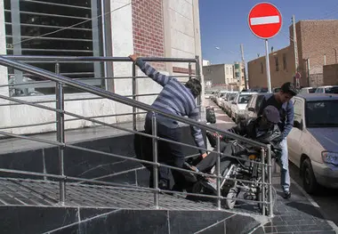 
پرداخت کمک هزینه ۵ میلیونی به معلولان برای مناسب سازی مسکن و خودرو
