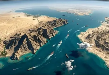 نخستین عوارض عبور کشتی‌ ها از تنگه هرمز به خزانه واریز شد