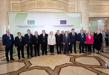 بررسی زیرساخت های ریلی اتصال آسیا به اروپا/ عشق آباد میزبان نشست پلت فرم هماهنگی گذرگاه های حمل و نقل ترانس خزر