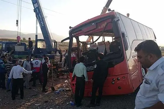  علت واژگونی اتوبوس دانش آموزان هرمزگانی اعلام شد 