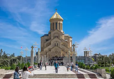 کلیسای جامع تثلیث گرجستان  در تور گرجستان