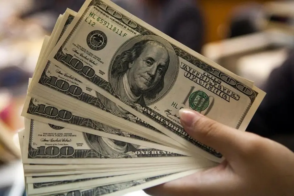دلار، نرخ تاریخی 10 هزار تومان را ثبت کرد