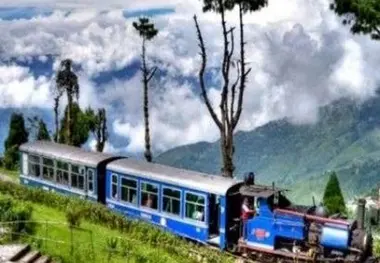 گزارش تصویری / هند را باید با قطار گشت!
