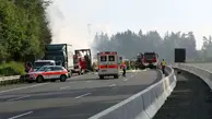 مفقود شدن 17 نفر در آلمان پس تصادف اتوبوس با کامیون