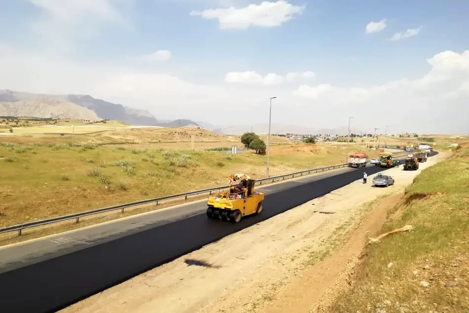  اجرای 360 هزار متربع روکش آسفالت در جاده‌های لرستان