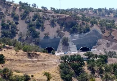 راه آهن لرستان؛ گذرگاه استراتژیک ریلی با ۶۰ کیلومتر تونل و پل های مرتفع