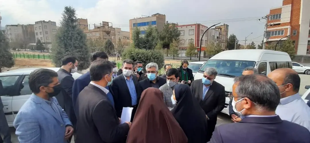 معاونان وزیر راه از طرح‌های حاشیه شهر مشهد دیدن کردند