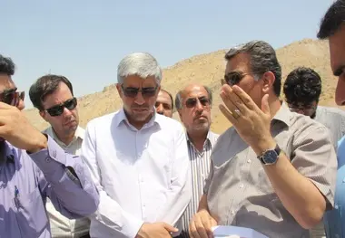 بازدید معاون وزیر راه از آزادراه لامرد-پارسیان و تونل گردنه شهید باقری