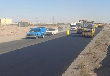 اجرای روکش تقویتی با استفاده از ۳۰۸ هزار تُن آسفالت و بهسازی ۱۰۱۱ کیلومتر راه در استان یزد