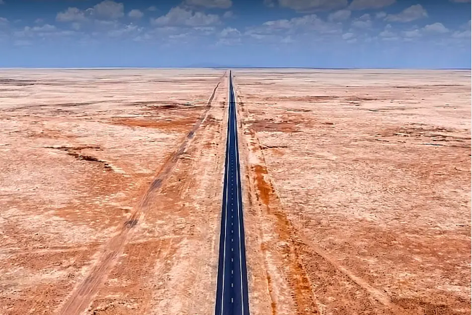 عکس| جاده 240 کیلومتری عربستان سعودی