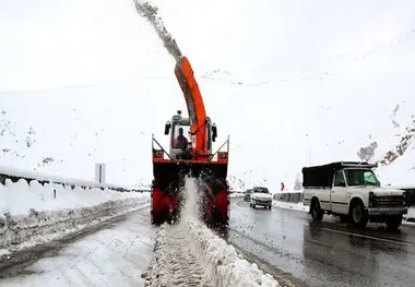 رانندگان با سرعت مطمئن حرکت کنند 
