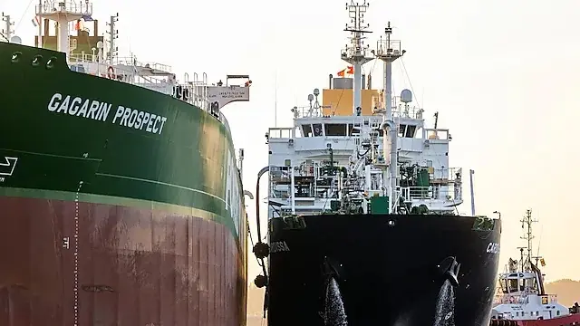 Pan Ocean inks LNG bunkering vessel charter with Shell